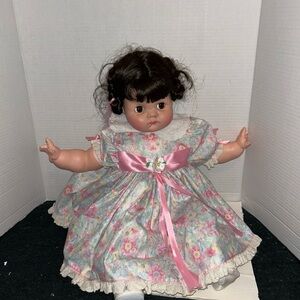 madame alexander doll Going To Grandmas  Brown Hair Brown Eyes 20”